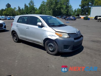 Czwarte zdjęcie samochodu z boku: 2014 SCION XD BASE VIN:JTKKUPB42E1045411 - miniatura