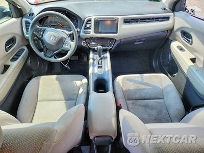 Zdjęcie 8 z 13 samochodu: 2018 HONDA HR-V EX VIN:3CZRU6H57JM725876 - miniatura