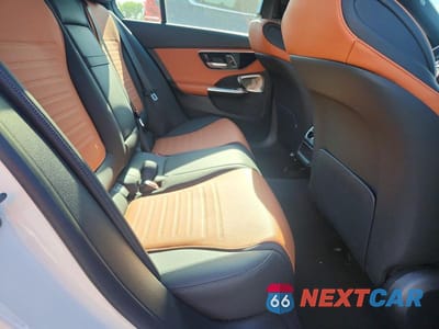 Zdjęcie 10 z 12 samochodu: 2024 MERCEDES-BENZ C 300 4MATIC VIN:W1KAF4HB8RR221716 - miniatura