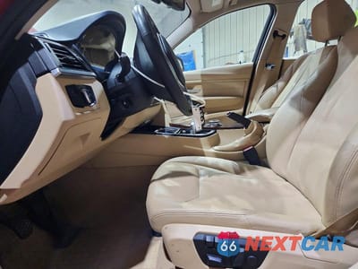Zdjęcie 7 z 13 samochodu: 2014 BMW 335 XI VIN:WBA3B9G59ENR79389 - miniatura