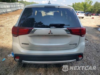 Zdjęcie 6 z 14 samochodu: 2017 MITSUBISHI OUTLANDER SE VIN:JA4AD3A33HZ024006 - miniatura