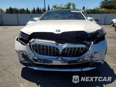 Piąte zdjęcie samochodu w środku: 2024 BMW I5 EDRIVE 40 VIN:WBY33FK0XRCP59382 - miniatura