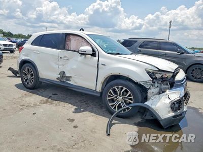 Czwarte zdjęcie samochodu z boku: 2019 MITSUBISHI OUTLANDER SPORT ES VIN:JA4AP3AU8KU018920 - miniatura