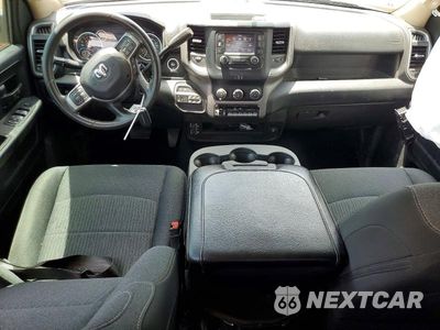 Zdjęcie 8 z 12 samochodu: 2020 RAM 3500 TRADESMAN VIN:3C63RRGL8LG198275 - miniatura