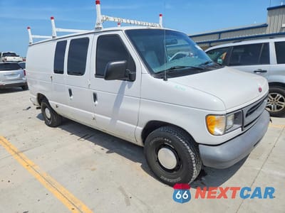Czwarte zdjęcie samochodu z boku: 2000 FORD ECONOLINE E150 VAN VIN:1FTRE1427YHA35707 - miniatura