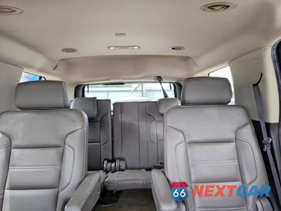 Zdjęcie 10 z 13 samochodu: 2017 GMC YUKON DENALI VIN:1GKS2CKJ9HR240637 - miniatura