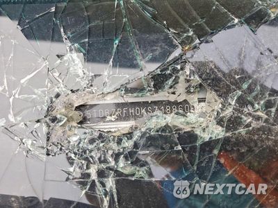 Zdjęcie 12 z 12 samochodu: 2019 TOYOTA HIGHLANDER LE VIN:5TDBZRFH0KS718860 - miniatura
