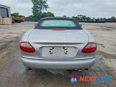 Zdjęcie 6 z 12 samochodu: 2000 JAGUAR XK8 VIN:SAJJA42C2YNA07888 - miniatura