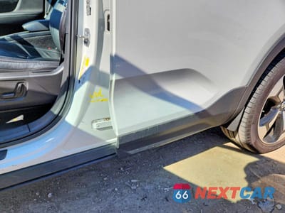 Zdjęcie 13 z 14 samochodu: 2020 VOLVO XC40 T5 MOMENTUM VIN:YV4162UK3L2298866 - miniatura