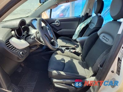Zdjęcie 7 z 13 samochodu: 2016 FIAT 500X EASY VIN:ZFBCFXBT1GP369109 - miniatura