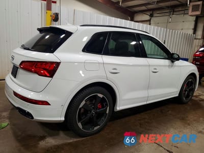 Trzecie zdjęcie samochodu z tyłu: 2019 AUDI SQ5 PRESTIGE VIN:WA1C4AFY7K2126488 - miniatura