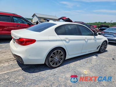 Trzecie zdjęcie samochodu z tyłu: 2019 BMW 530 I VIN:WBAJA5C54KWA58084 - miniatura