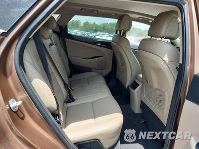 Zdjęcie 11 z 13 samochodu: 2016 HYUNDAI TUCSON LIMITED VIN:KM8J33A28GU225522 - miniatura