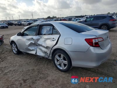 Drugie zdjęcie samochodu z przodu: 2012 TOYOTA CAMRY HYBRID LE VIN:4T1BD1FK1CU029415 - miniatura