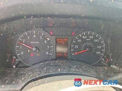 Zdjęcie 9 z 14 samochodu: 2017 NISSAN NV 3500 HD S VIN:5BZBF0AA4HN853210 - miniatura