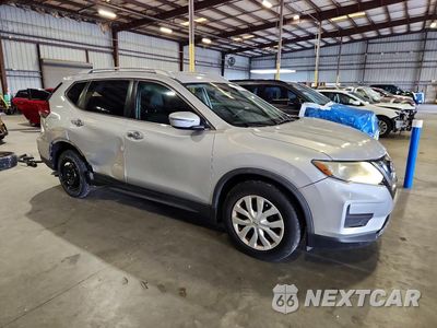 Czwarte zdjęcie samochodu z boku: 2017 NISSAN ROGUE S VIN:JN8AT2MT2HW136199 - miniatura