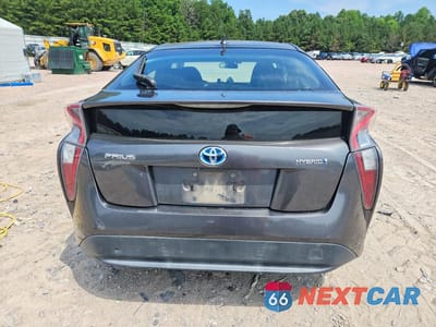 Zdjęcie 6 z 12 samochodu: 2017 TOYOTA PRIUS TWO VIN:JTDKBRFU1H3029292 - miniatura