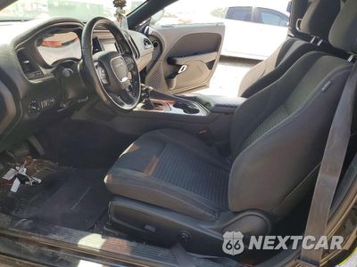 Zdjęcie 7 z 12 samochodu: 2016 DODGE CHALLENGER SXT VIN:2C3CDZAG1GH201403 - miniatura