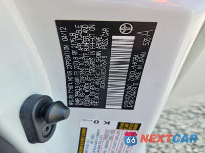 Zdjęcie 13 z 13 samochodu: 2012 TOYOTA PRIUS FIVE VIN:JTDKN3DU8C5436918 - miniatura