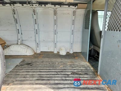 Zdjęcie 10 z 12 samochodu: 2011 CHEVROLET EXPRESS 2500 DELIVERY VAN VIN:1GCWGFCA8B1125340 - miniatura