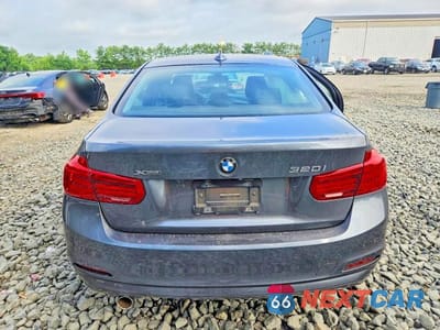 Zdjęcie 6 z 12 samochodu: 2018 BMW 320 XI VIN:WBA8E5G57JNV01892 - miniatura