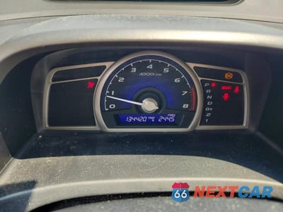 Zdjęcie 9 z 12 samochodu: 2008 HONDA CIVIC LX VIN:2HGFA16538H512098 - miniatura