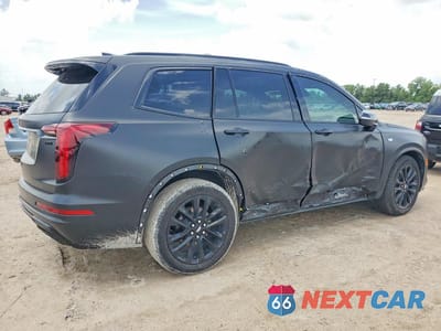 Trzecie zdjęcie samochodu z tyłu: 2024 CADILLAC XT6 PREMIUM LUXURY VIN:1GYKPCRS1RZ734739 - miniatura