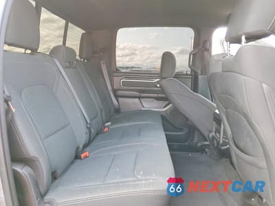 Zdjęcie 10 z 12 samochodu: 2021 RAM 1500 BIG HORN/LONE STAR VIN:1C6SRFFT4MN516879 - miniatura