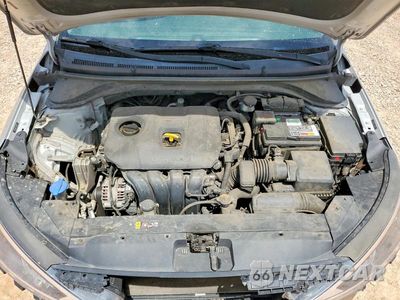 Zdjęcie 11 z 13 samochodu: 2020 HYUNDAI ELANTRA SEL VIN:5NPD84LF1LH523892 - miniatura