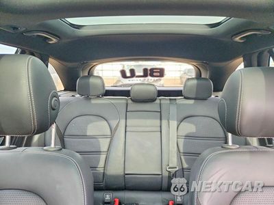 Zdjęcie 10 z 13 samochodu: 2021 MERCEDES-BENZ GLC 63 4MATIC AMG VIN:W1N0G8JB6MF989234 - miniatura