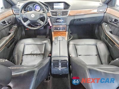 Zdjęcie 8 z 12 samochodu: 2011 MERCEDES-BENZ E 350 VIN:WDDHF5GB5BA505136 - miniatura