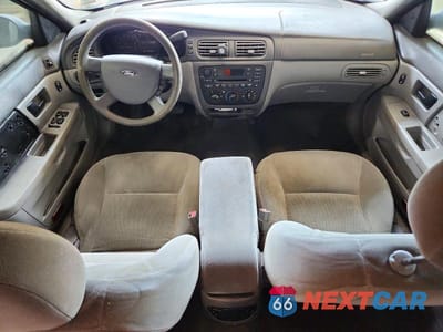 Zdjęcie 8 z 12 samochodu: 2006 FORD TAURUS SE VIN:1FAFP53U66A161916 - miniatura