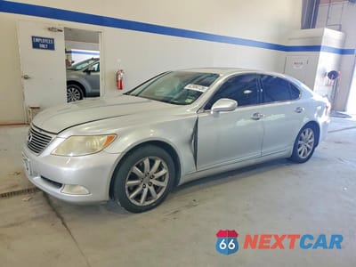 2007 LEXUS LS 460 JTHBL46FX75017709 - główne zdjęcie licytacji z USA - miniatura