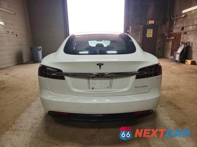Zdjęcie 6 z 12 samochodu: 2019 TESLA MODEL S VIN:5YJSA1E28KF340099 - miniatura