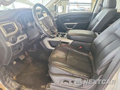 Zdjęcie 7 z 13 samochodu: 2017 NISSAN TITAN PRO-4X VIN:1N6AA1E53HN549246 - miniatura