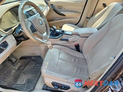 Zdjęcie 7 z 12 samochodu: 2013 BMW 335 XI VIN:WBA3B9C52DF140800 - miniatura