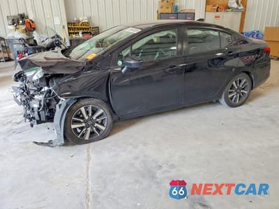 2021 NISSAN VERSA SV 3N1CN8EVXML866592 - główne zdjęcie licytacji z USA - miniatura