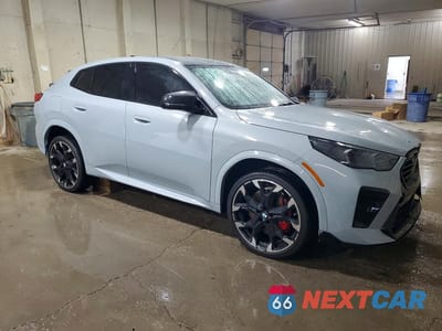 Czwarte zdjęcie samochodu z boku: 2026 BMW X2 M35I VIN:WBX83GM02T5570315 - miniatura