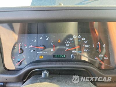Zdjęcie 9 z 12 samochodu: 2001 JEEP WRANGLER / TJ SPORT VIN:1J4FA49SX1P338558 - miniatura