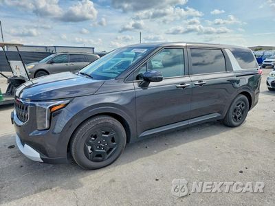 2026 KIA CARNIVAL LXS KNDNB5K38T6584654 - główne zdjęcie licytacji z USA - miniatura