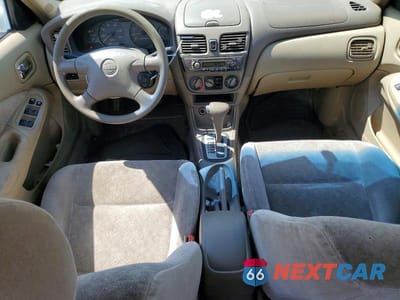 Zdjęcie 8 z 12 samochodu: 2000 NISSAN SENTRA BASE VIN:3N1CB51D6YL333195 - miniatura