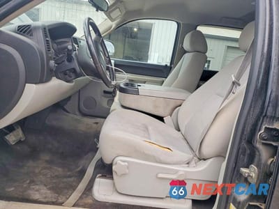 Zdjęcie 7 z 12 samochodu: 2011 CHEVROLET SILVERADO K1500 LT VIN:3GCPKSEA8BG302978 - miniatura
