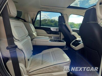 Zdjęcie 11 z 14 samochodu: 2023 LINCOLN NAVIGATOR BLACK LABEL VIN:5LMJJ2TG0PEL16008 - miniatura