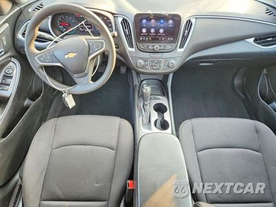 Zdjęcie 8 z 12 samochodu: 2019 CHEVROLET MALIBU LS VIN:1G1ZB5ST7KF193665 - miniatura