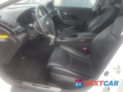 Zdjęcie 7 z 12 samochodu: 2017 HYUNDAI AZERA LIMITED VIN:KMHFH4JG5HA590462 - miniatura