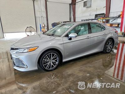 2023 TOYOTA CAMRY XLE 4T1F31AK9PU611487 - główne zdjęcie licytacji z USA - miniatura