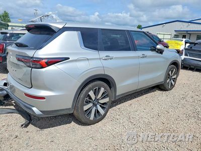 Trzecie zdjęcie samochodu z tyłu: 2025 MITSUBISHI OUTLANDER SE VIN:JA4J4VA81SZ051851 - miniatura