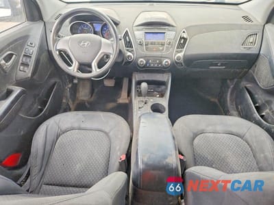 Zdjęcie 8 z 12 samochodu: 2010 HYUNDAI TUCSON GLS VIN:KM8JT3AC4AU077594 - miniatura