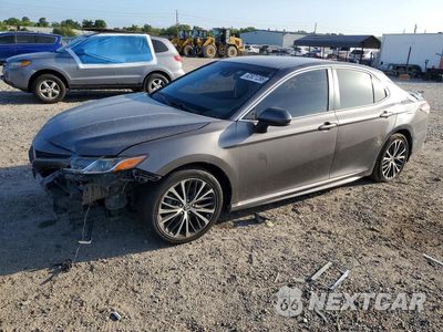 2020 TOYOTA CAMRY SE 4T1G11AKXLU304317 - główne zdjęcie licytacji z USA - miniatura