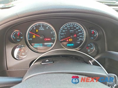Zdjęcie 9 z 13 samochodu: 2013 GMC YUKON DENALI VIN:1GKS2EEF1DR353723 - miniatura